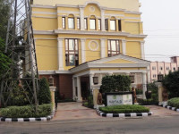 Mayfair Convention