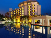 Ramada Plaza JHV