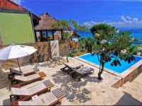 Ware Ware Surf Bungalows