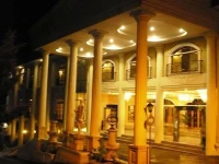 Tretes Raya Hotel & Resort 4*