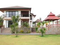 Phoenix Lakeside Pool Villas