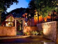 Hotel Des Artists 4*
