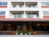 Athome Hotel @Nanai 8 2*