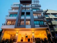 Ladebua Hotel 2*