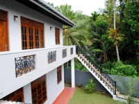 Cinnamon Holiday Inn 2*