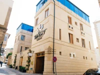 Sunday Hotel Baku 4*