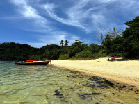 Koh Ngai Paradise Beach
