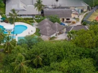 Equator Village 3*