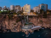 Adonis Hotel 4*
