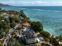 CROWN BEACH