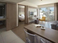 MELPO ANTIA HOTEL & SUITES 4*