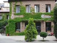 TIFLIS 4*
