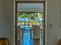 UZURI BOUTIQUE HOTEL 4*