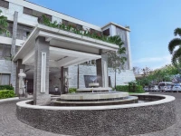 The Seminyak Beach Resort And Spa 5*