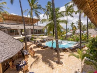 Aluna Beach Apartments 4*