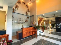 Golden Daisy Hotel 3*