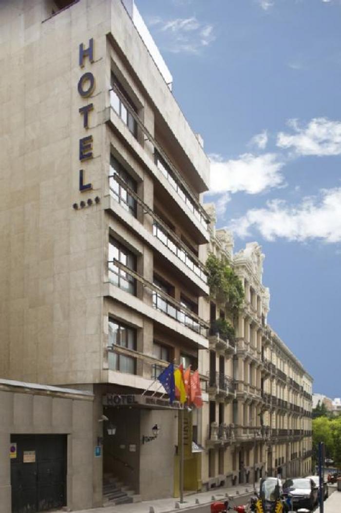 Husa Serrano Royal 4*