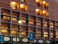 Comfort Hotel Adelaide Riviera 4*