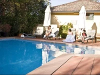 Quality Inn Country Plaza Queanbeyan 4*