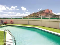 Holiday Inn Townsville 4*