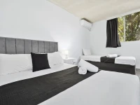 Comfort Inn Robert Towns 4*