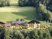 Starchlhof 3*
