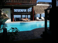 La Delphina Bed and Breakfast Bar and Grill