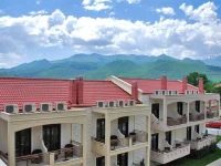 Eliton 3*