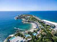 Grand Resort Lagonissi 5*