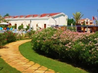 Long Beach Resort Famagusta 4*