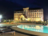Arawan Riverside Hotel