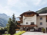 Hotel Pension Bergfried 3*