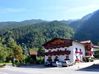 Gastehaus Schrott 2*
