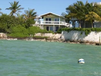 Wheel House Upstairs by Living Easy Abaco 3*