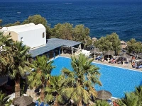 Kamari Beach 3*