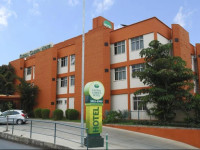 Global Garden Hotel