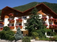 Residence Tubris 3*