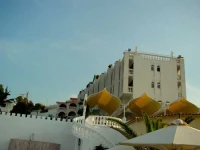White Castle 3*