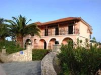 Elenis Garden Studios 3*