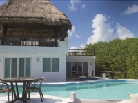 Casa Ixchel  3*