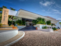 Crown Pacific Huatulco