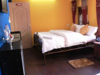 Cosy Hotel