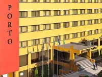 Tuela Porto 3*