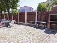 Hostel Holland Bacau 1*