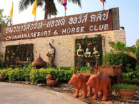 Chomwana Resort & Horse Club