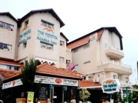 Alaska Inn 2*