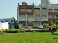 Apaar 3*