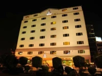 A Hotel Ludhiana 3*