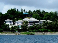 Megapode Nest Hotel  3*