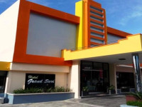 Grand Sari Hotel